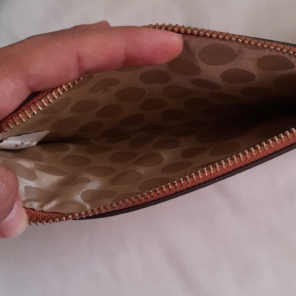 Kate Spade Pouch - Picture 6 of 7